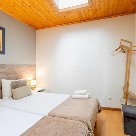 Feriehus Casa Rustica T2 Com Salamandra E Cozinha - - Serra Da Estrela - Casa Do Loureiro Ii