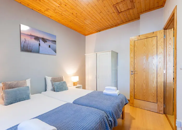 Casa Rustica T2 Com Salamandra E Cozinha - - Serra Da Estrela - Casa Do Loureiro Ii *