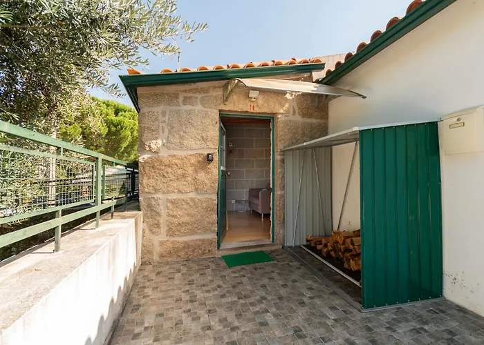 Casa Rustica T2 Com Salamandra E Cozinha - - Serra Da Estrela - Casa Do Loureiro Ii * Seia