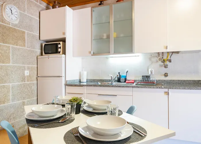 Casa Rustica T2 Com Salamandra E Cozinha - - Serra Da Estrela - Casa Do Loureiro Ii